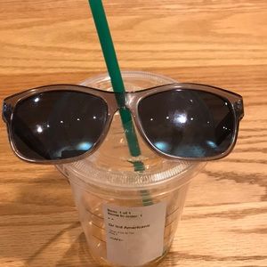 Meet your Posher, Beneke